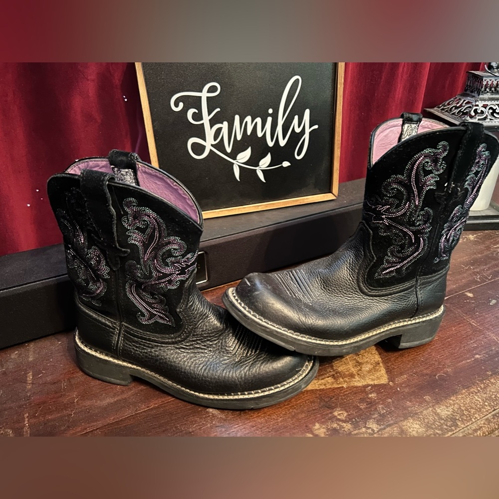 Ariat boots 7B